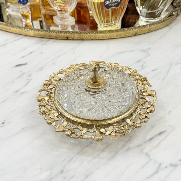 Vintage Hollywood Regency "Celest" Vanity Bowl with Lid - Picture 6 of 17